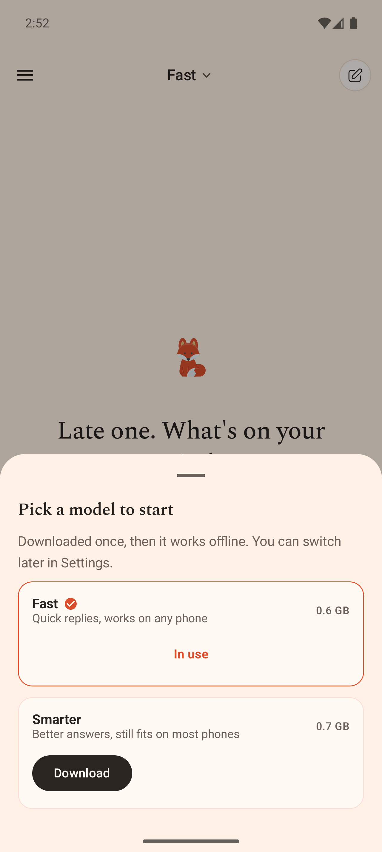 Lite Mind's model picker: "Pick a model to start", with Fast at 0.6 GB marked in use and Smarter at 0.7 GB offering a download button.